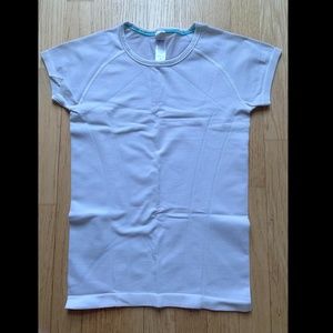 LULULEMON IVIVVA Fly Tech / Swiftly Tech Short Sleeve